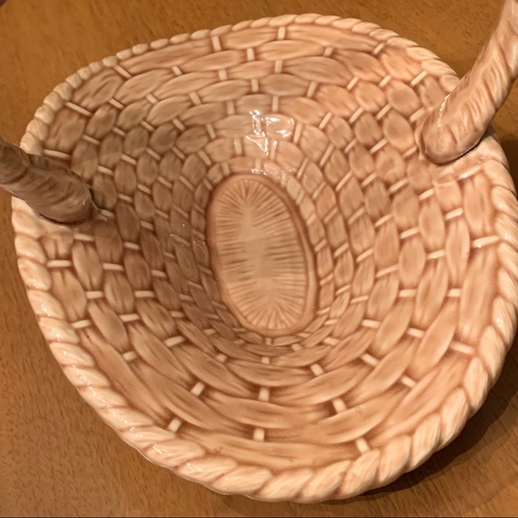 Atlantic Molds 1974 Ceramic Spring Basket - Picture 6 of 10